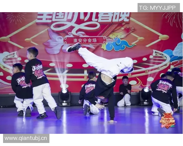 南京街舞队灵活性揭秘:街舞巨献带你领略舞动的魅力与激情